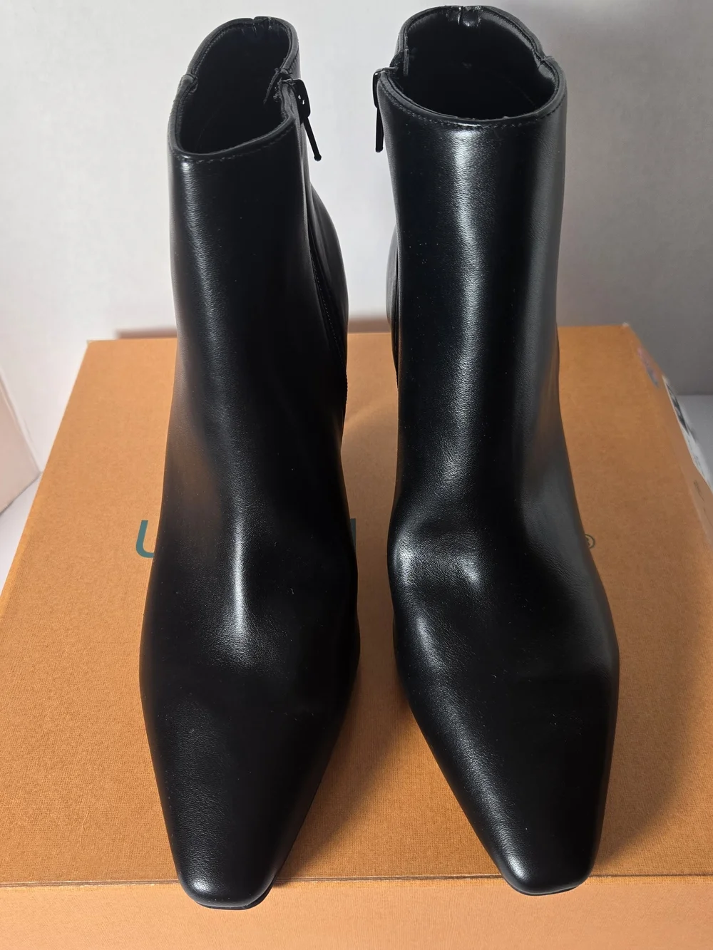 UNISA Yopie Black Women’s Boots Booties Size 9M  NEW